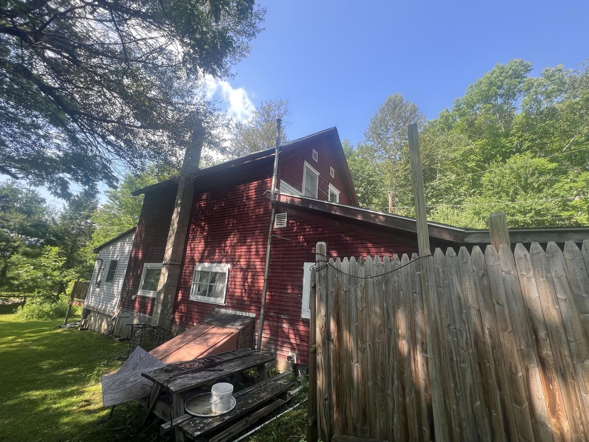 14 Railroad Street