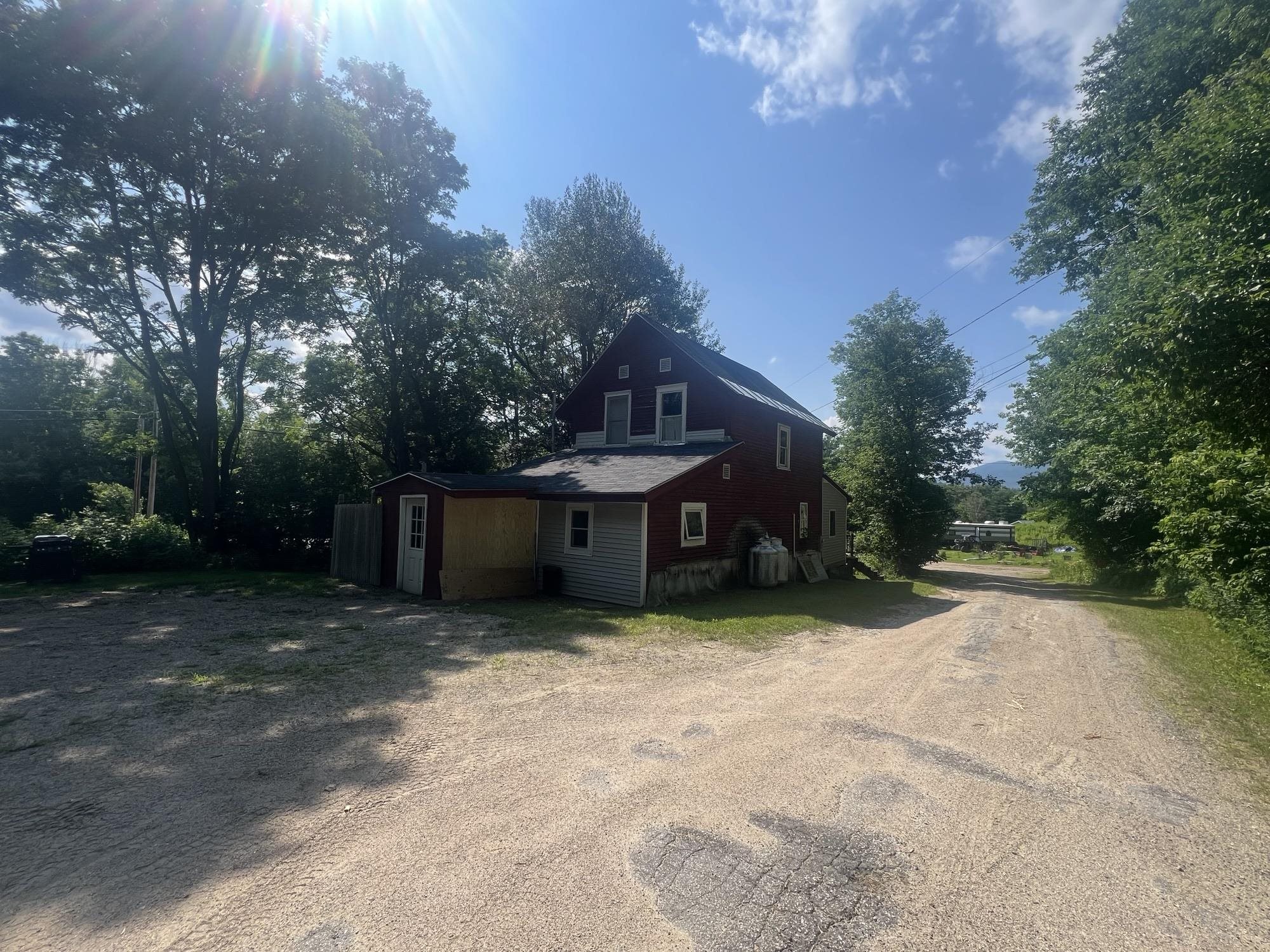 14 Railroad Street