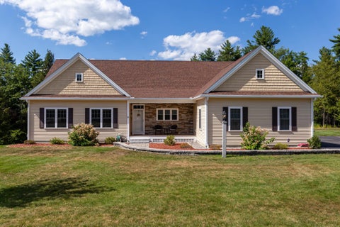 Photo of 9 Windy Hollow Circle, Merrimack, NH 03054 (MLS # 5097744)