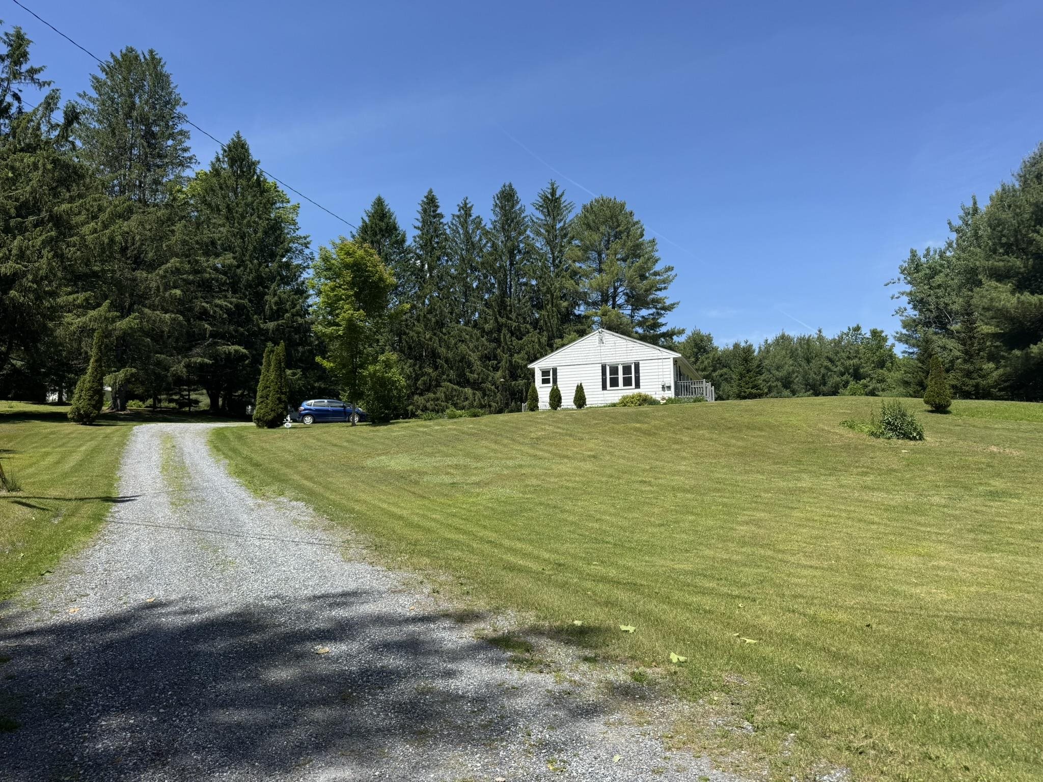 56 Cemetery Road - Photo 3