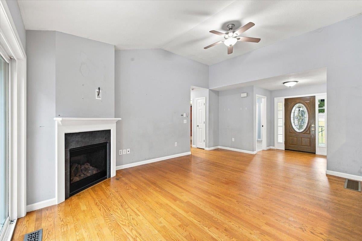 5 Ames Road