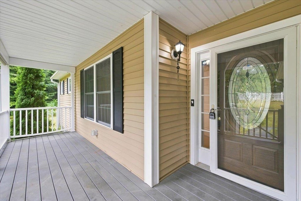Photo of 5 Ames Road, Brookline, NH 03033 (MLS # 5107799)