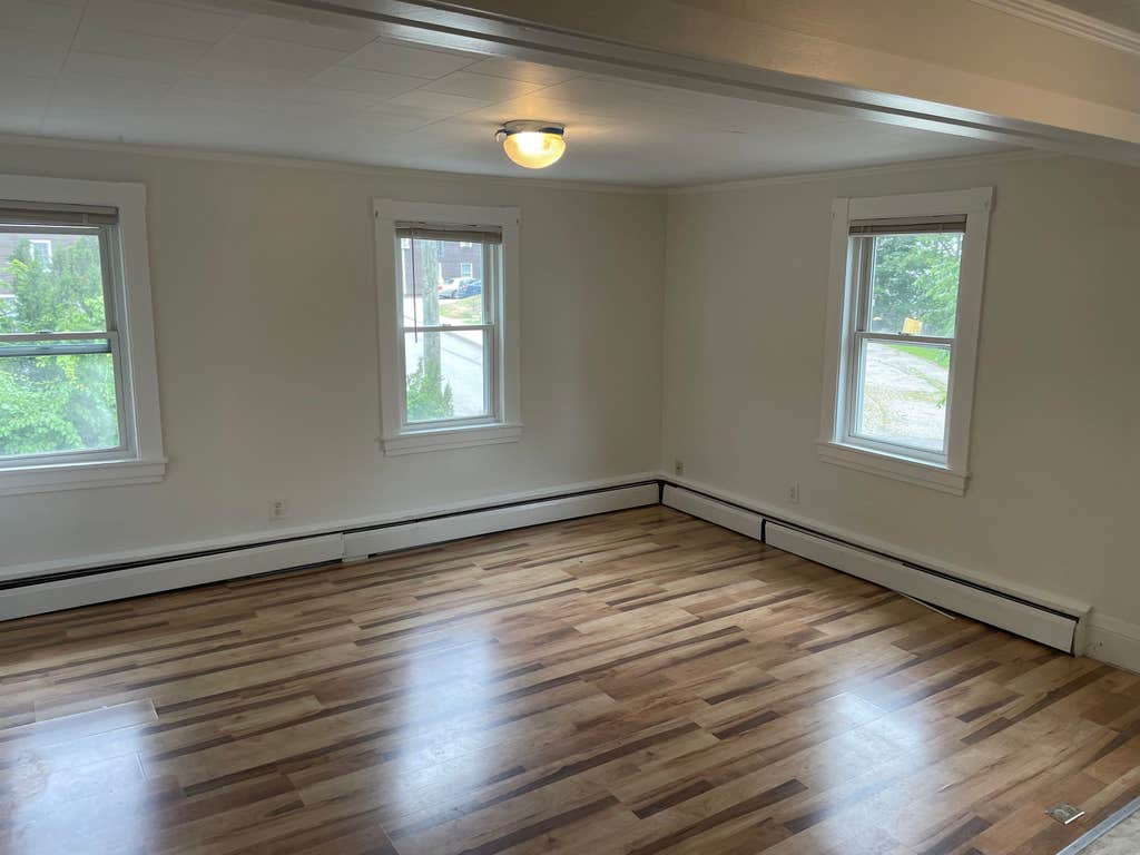 Photo of 195 Hanson Street, Dover, NH 03820 (MLS # 5082263)