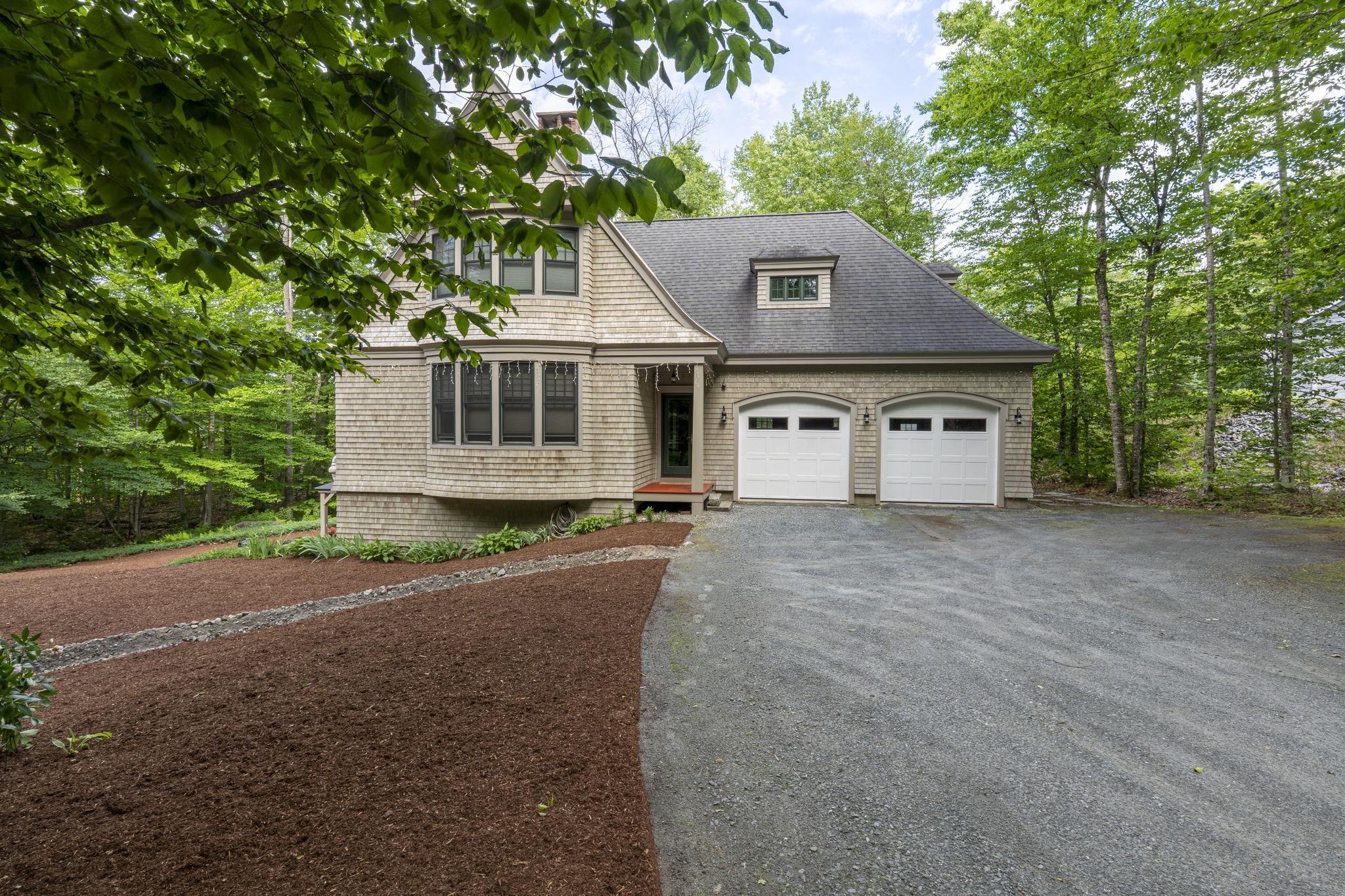 12 Fernwood Lane
