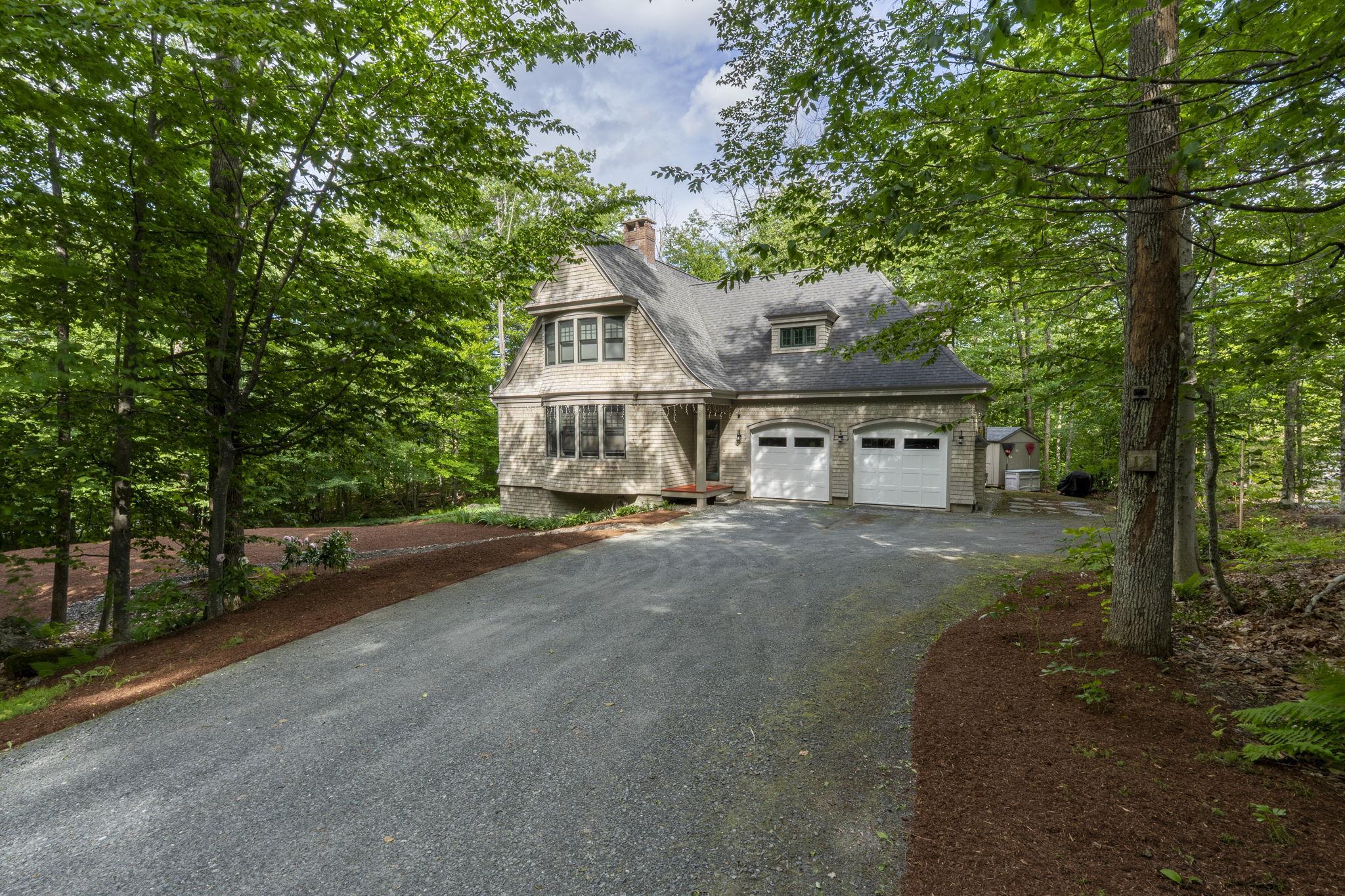 12 Fernwood Lane