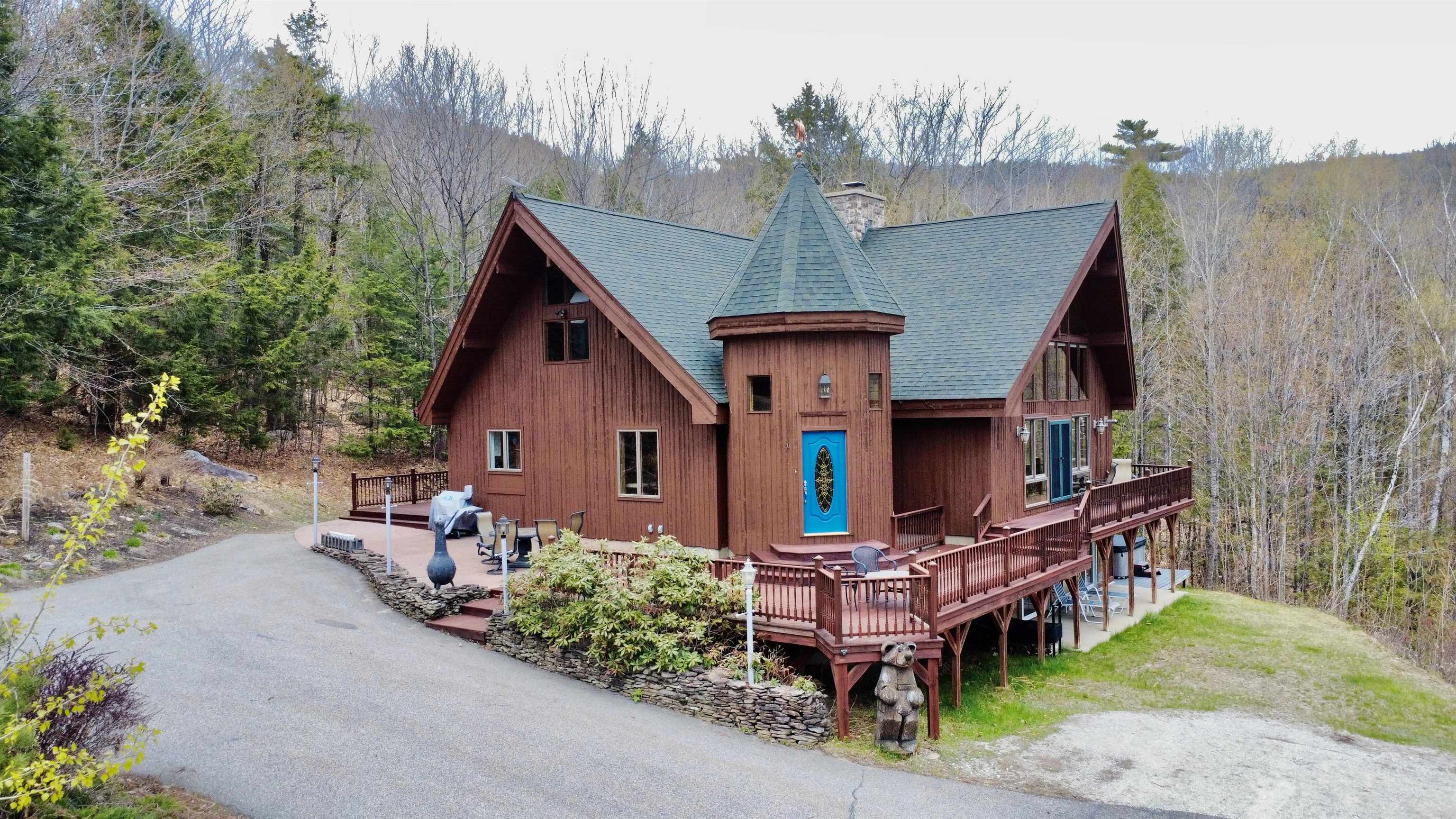 20 Crest Lane