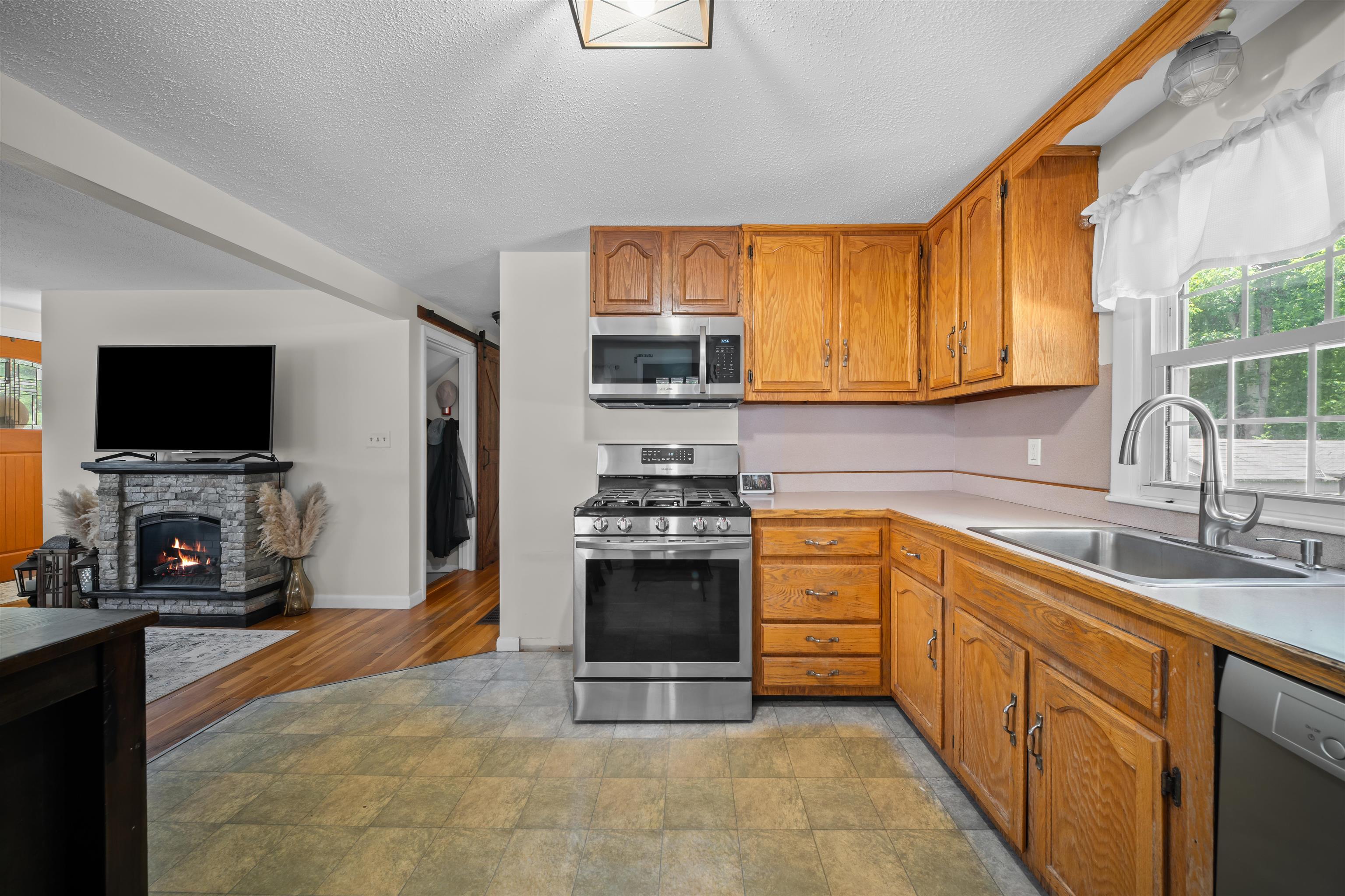 45 Applevale Drive
