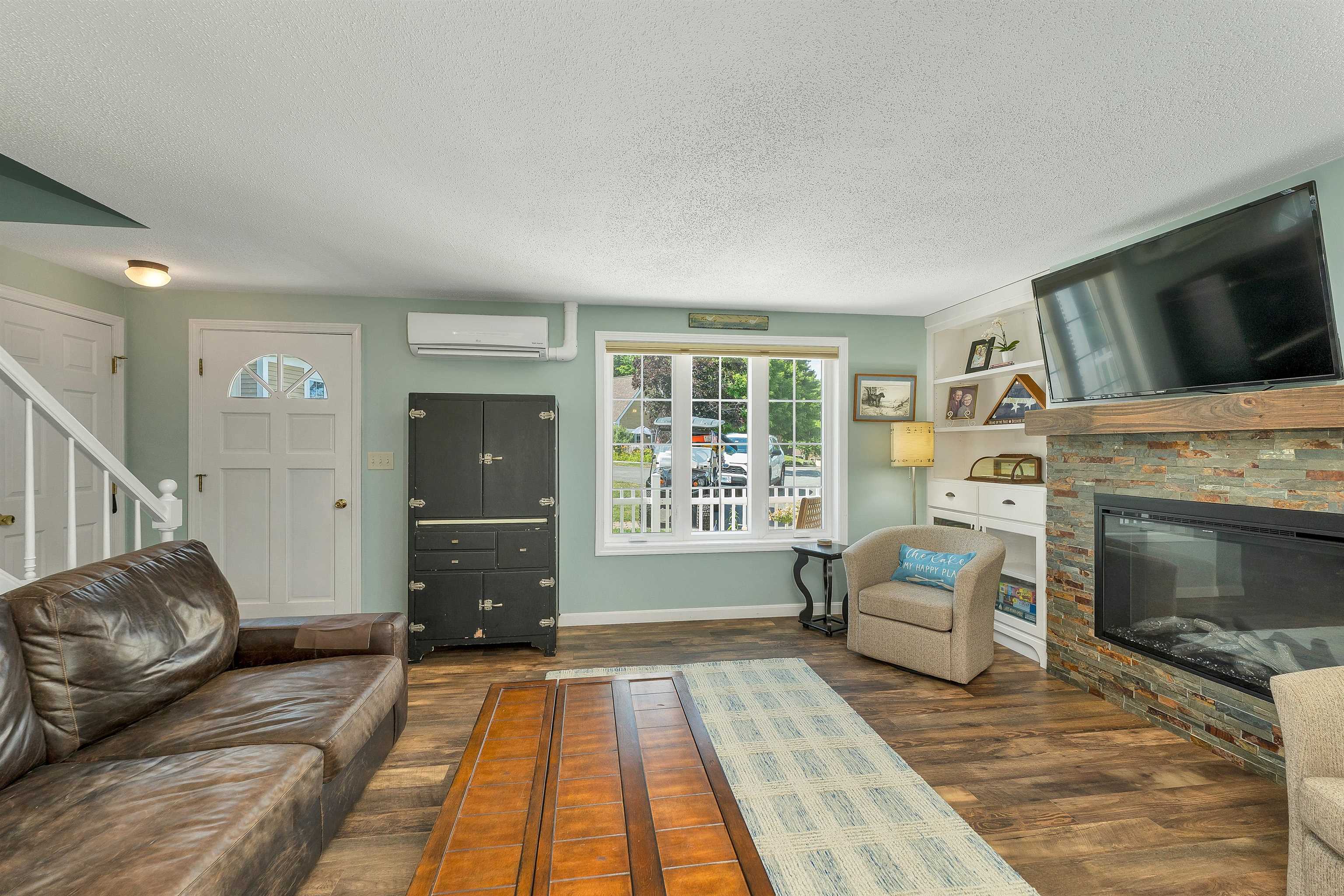 53 Garden Circle