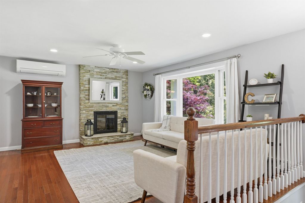 Photo of 5 Dattilo Road, Derry, NH 03038 (MLS # 5091199)