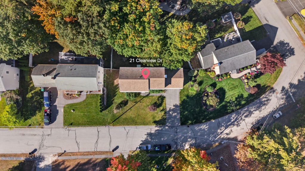 Photo of 21 Clearview Drive, Nashua, NH 03062 (MLS # 5113928)