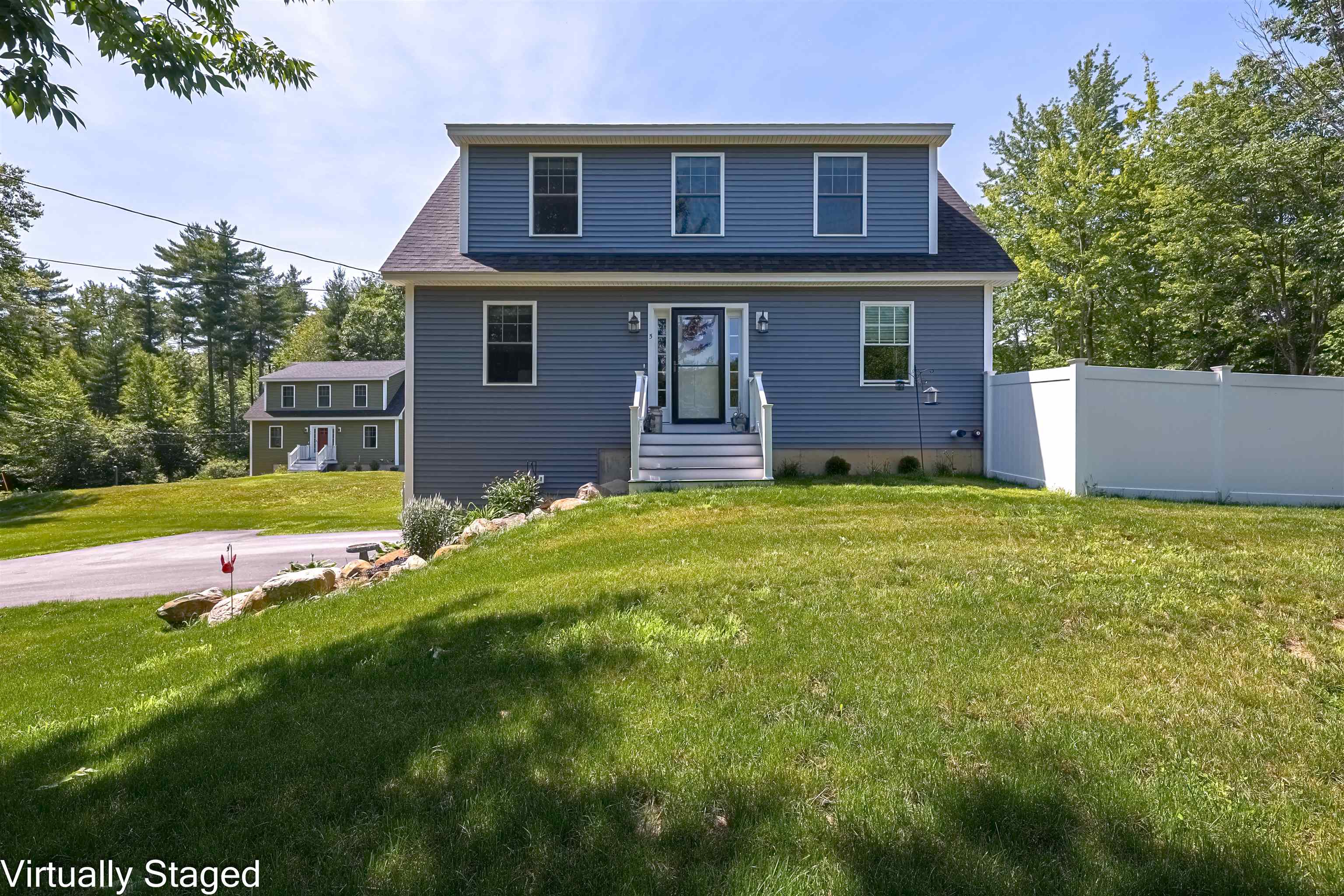 5 Laura Drive