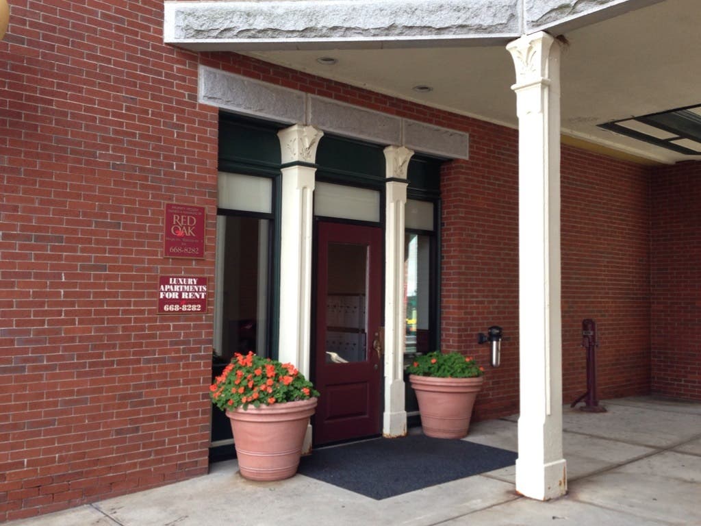 Photo of 30 Hanover Street #305, Manchester, NH 03103 (MLS # 5102485)