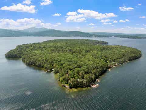 Photo of 152021 Welch Island, Gilford, NH 03249 (MLS # 5104776)
