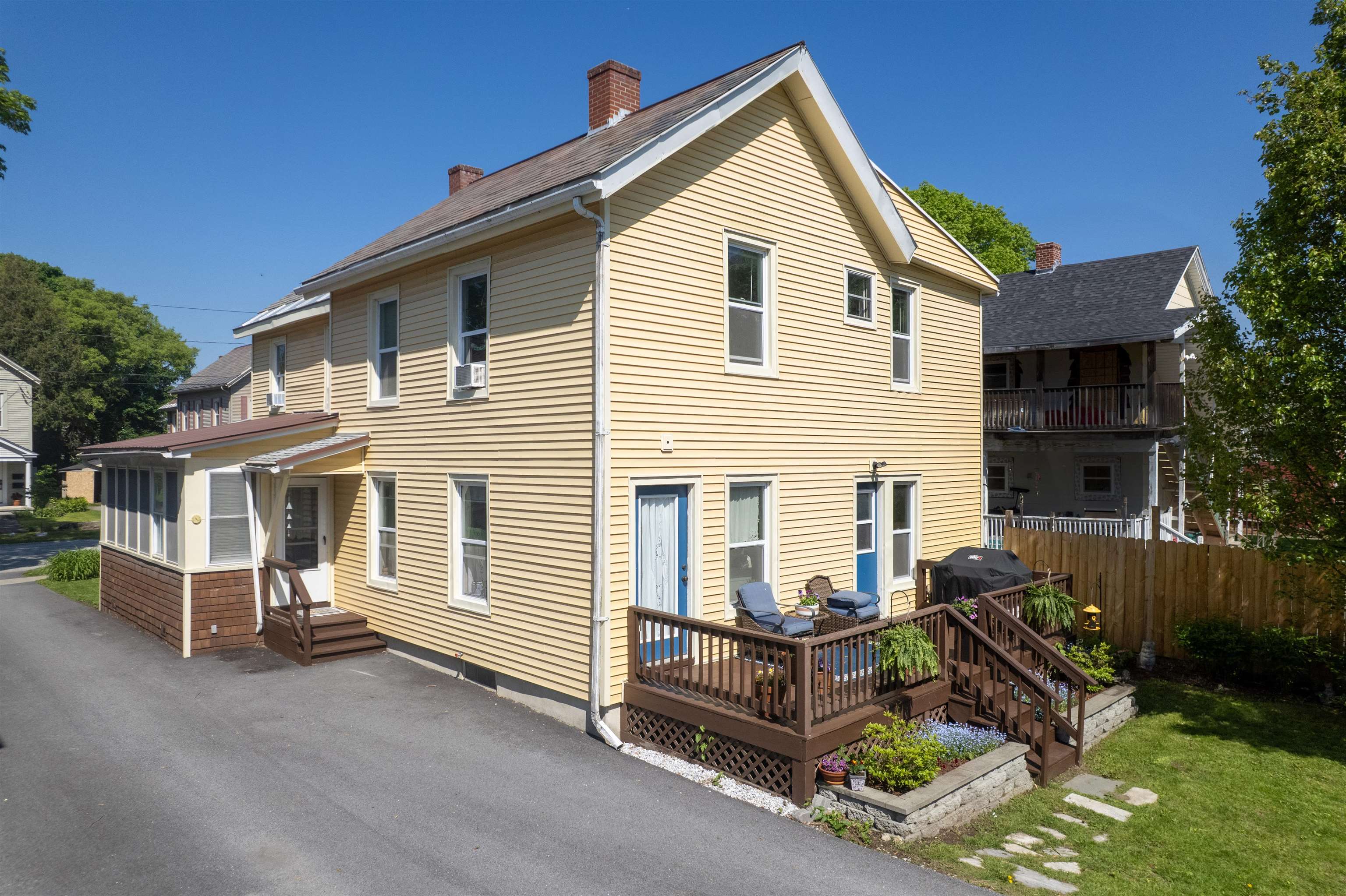 82 Brown Street