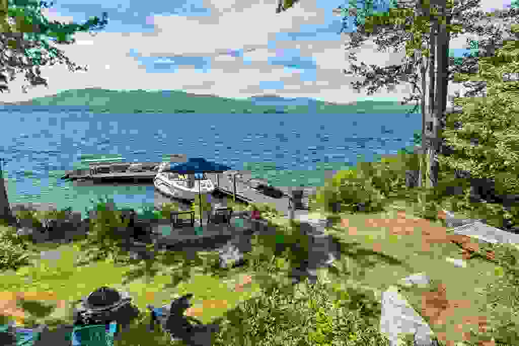 Photo of 46 Big Barndoor Island, Alton, NH 03810 (MLS # 5103729)