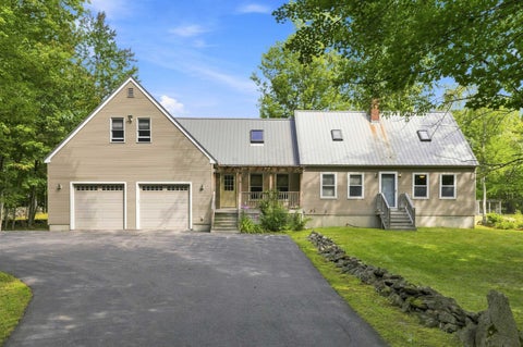 Photo of 24 Little Lane, Dunbarton, NH 03046 (MLS # 5107406)