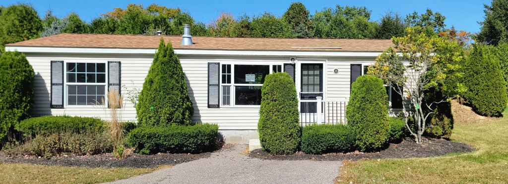 Photo of 16 Magnolia Lane, Belmont, NH 03220 (MLS # 5096574)