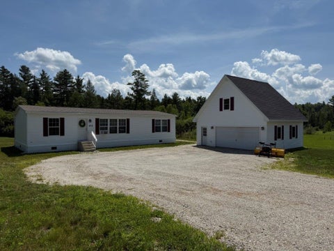 Photo of 652 Route 118, Canaan, NH 03741 (MLS # 5099814)