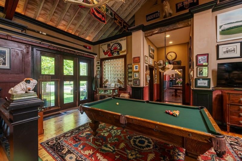 2236 River Road