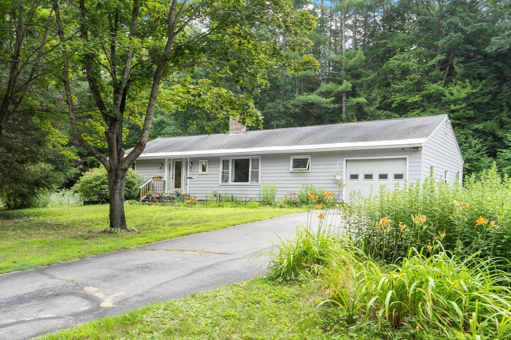 Photo of 253 Hale Hill Road, Swanzey, NH 03446 (MLS # 5107201)