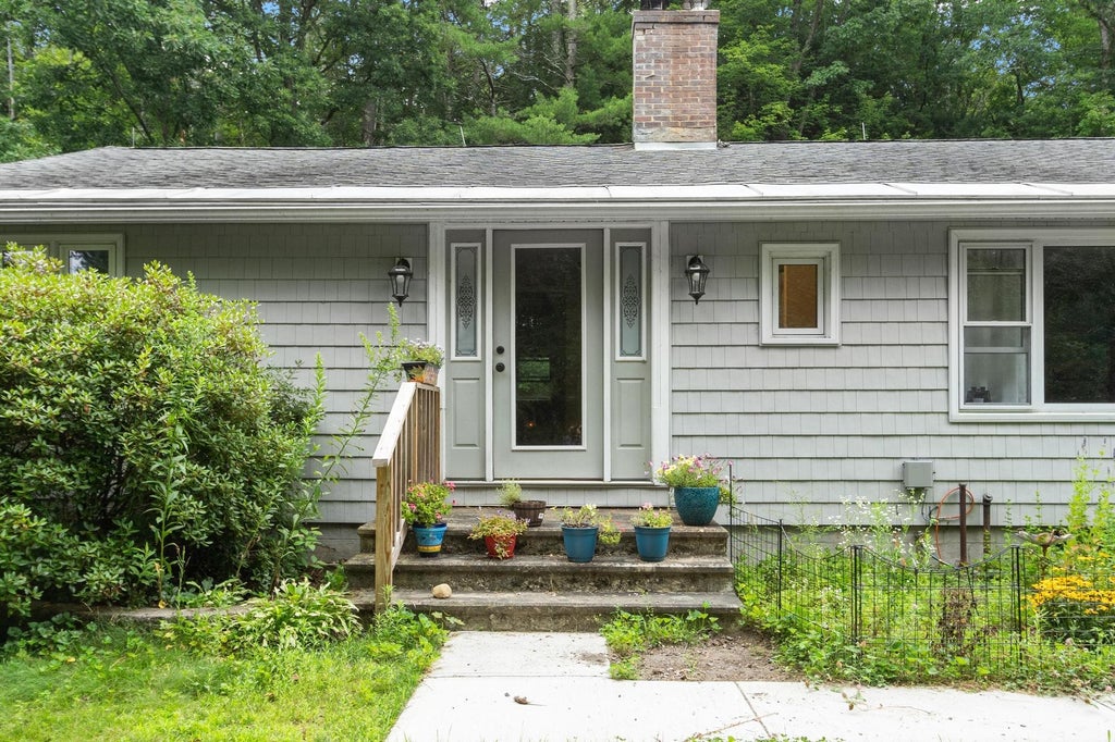 Photo of 253 Hale Hill Road, Swanzey, NH 03446 (MLS # 5107201)