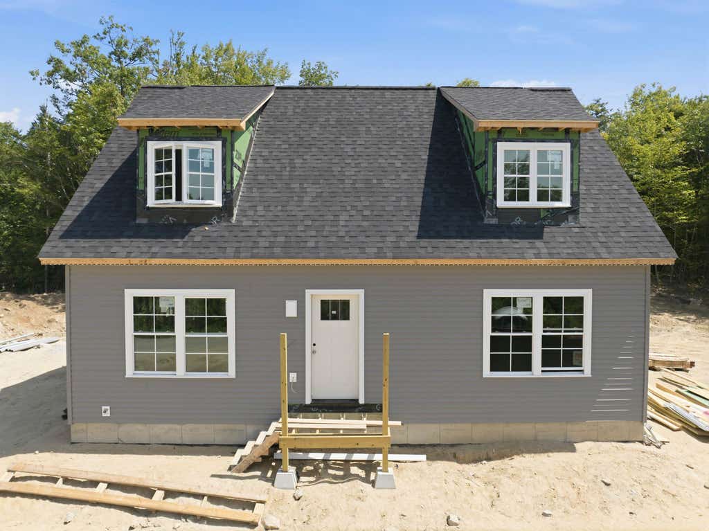 Photo of 11 Lindsay Lane, New Hampton, NH 03256 (MLS # 5103172)