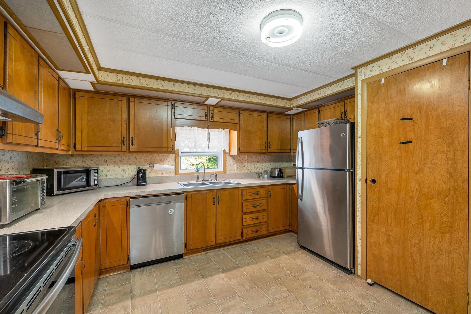 21 Sir Lancelot Drive