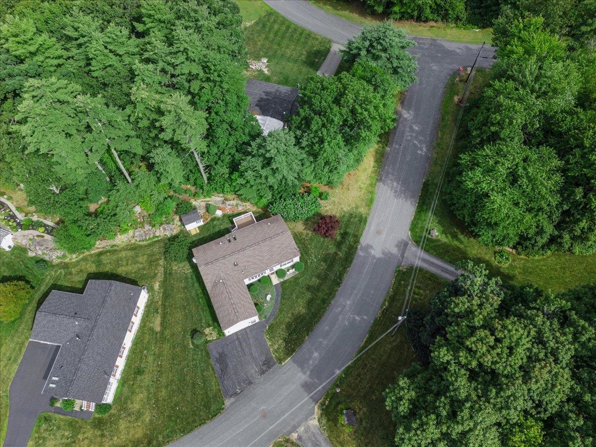 8 Stonegate Lane