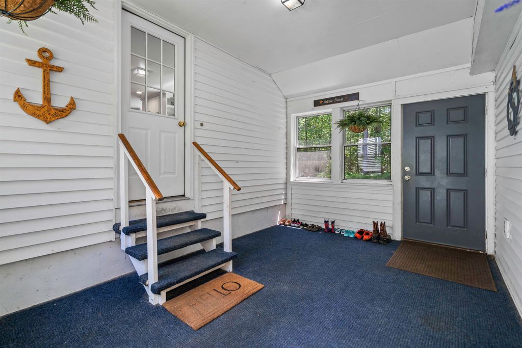 Photo of 6 Bona Vista Drive, Bow, NH 03304 (MLS # 5095516)