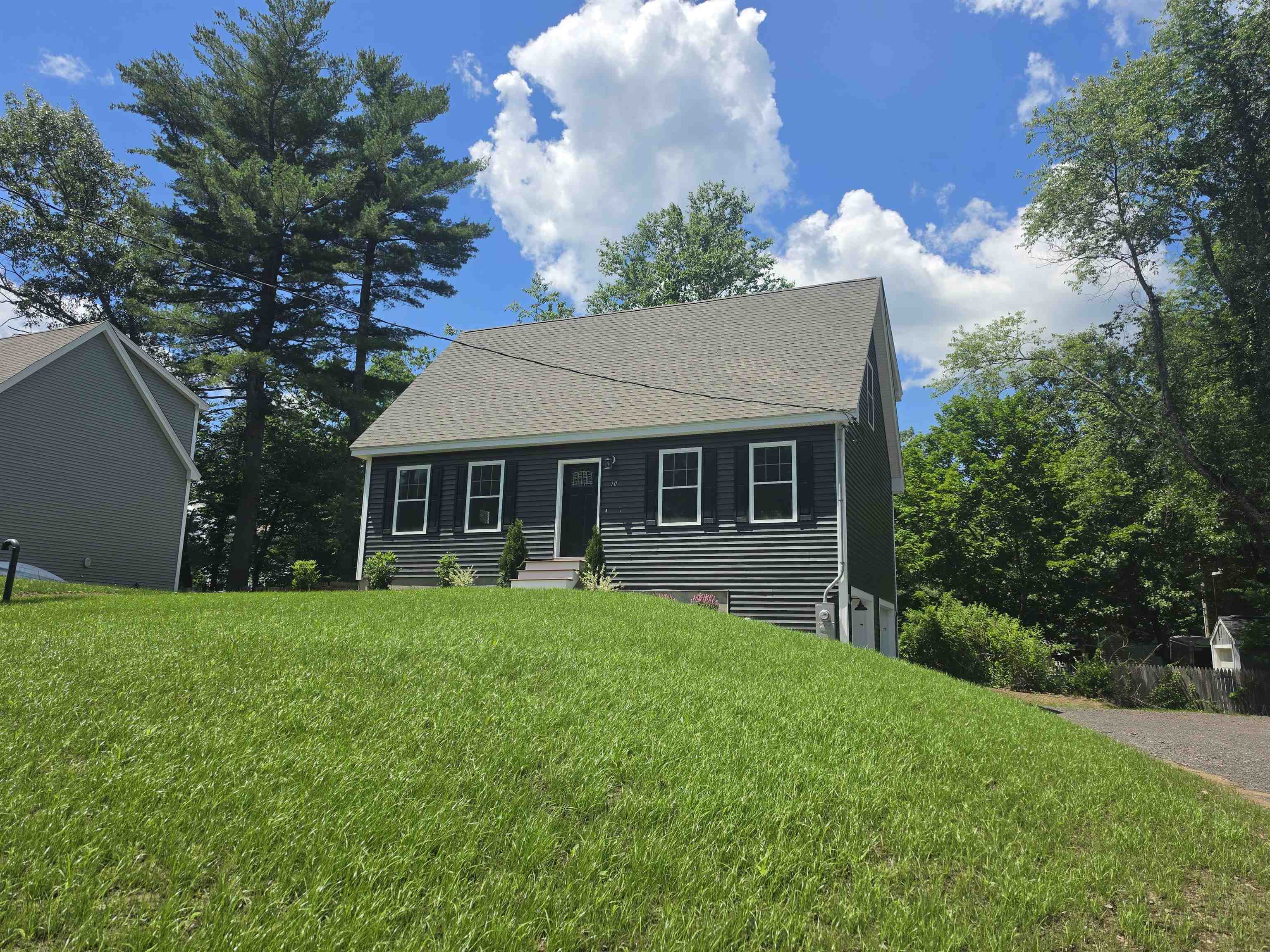 10 Phyllis Avenue