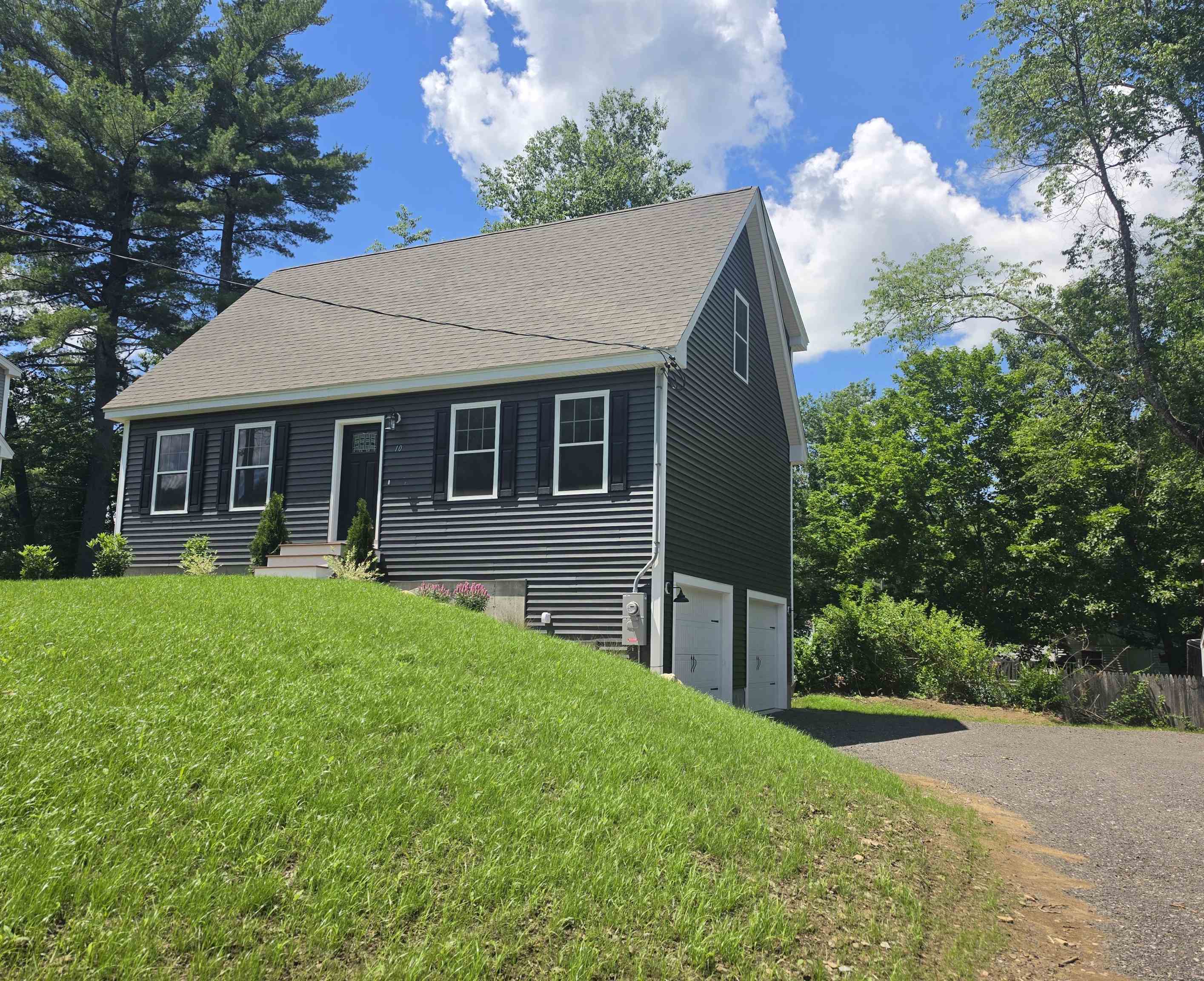 10 Phyllis Avenue