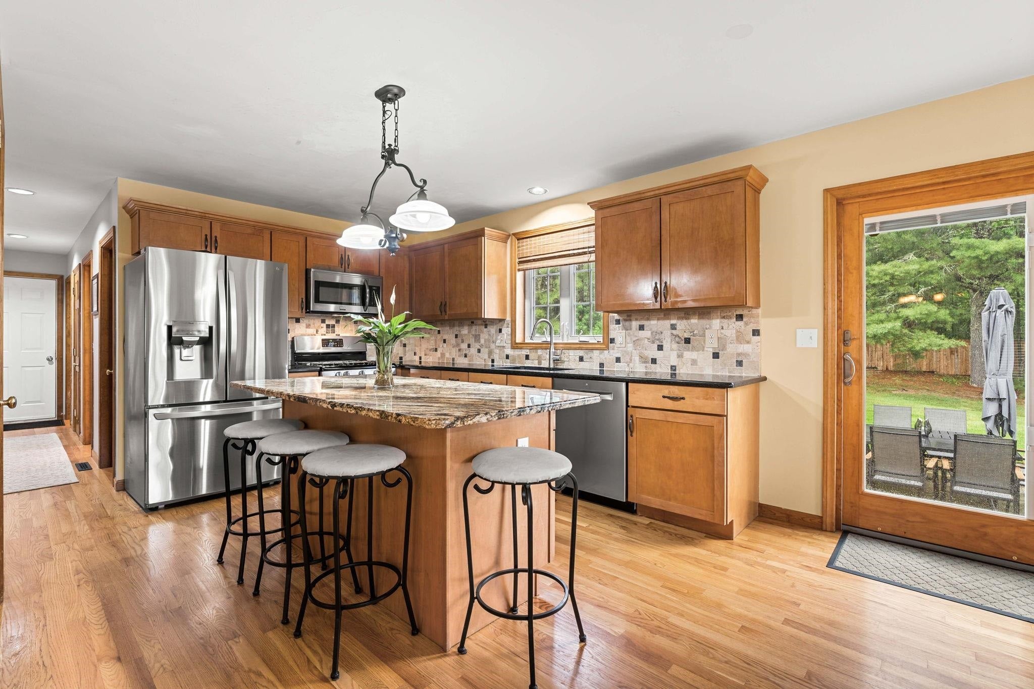 52 Oak Hill Road