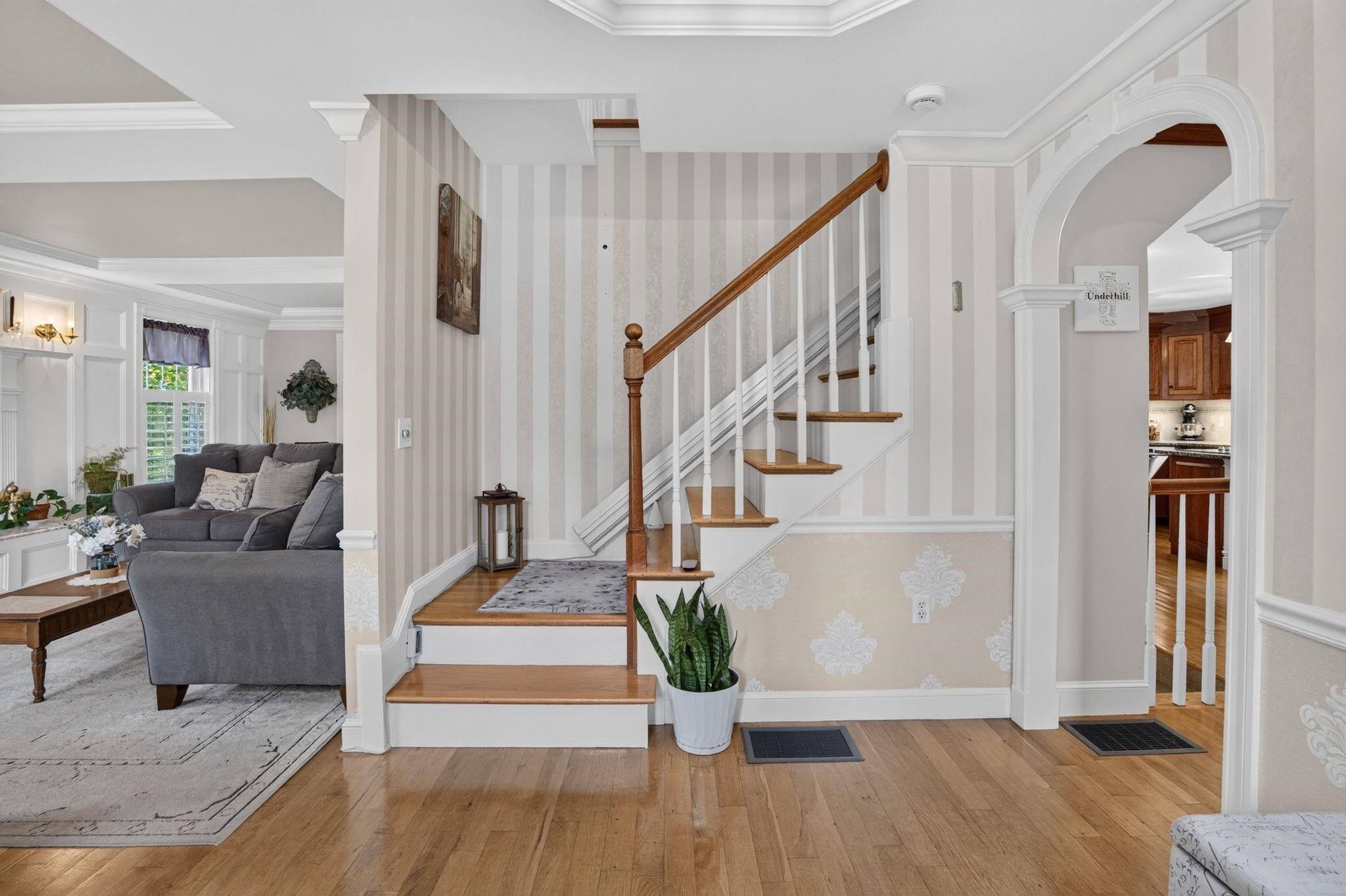 5 Suffolk Park
