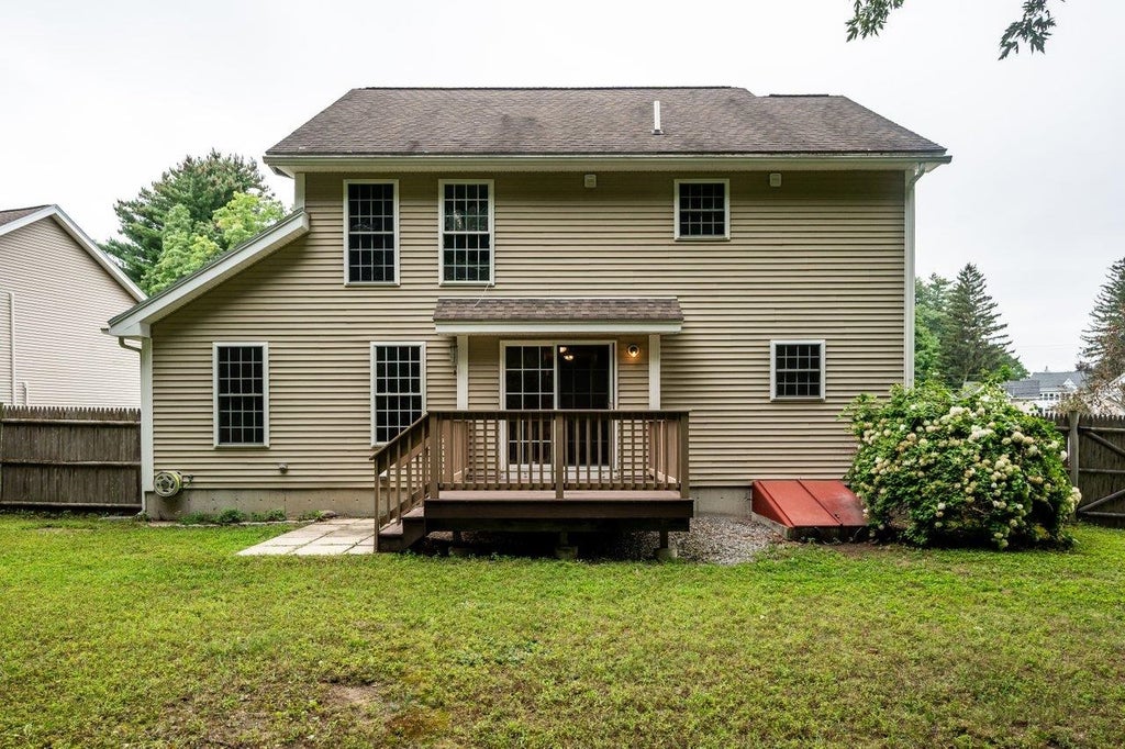 Photo of 28 Pasture Drive, Manchester, NH 03102 (MLS # 5108541)