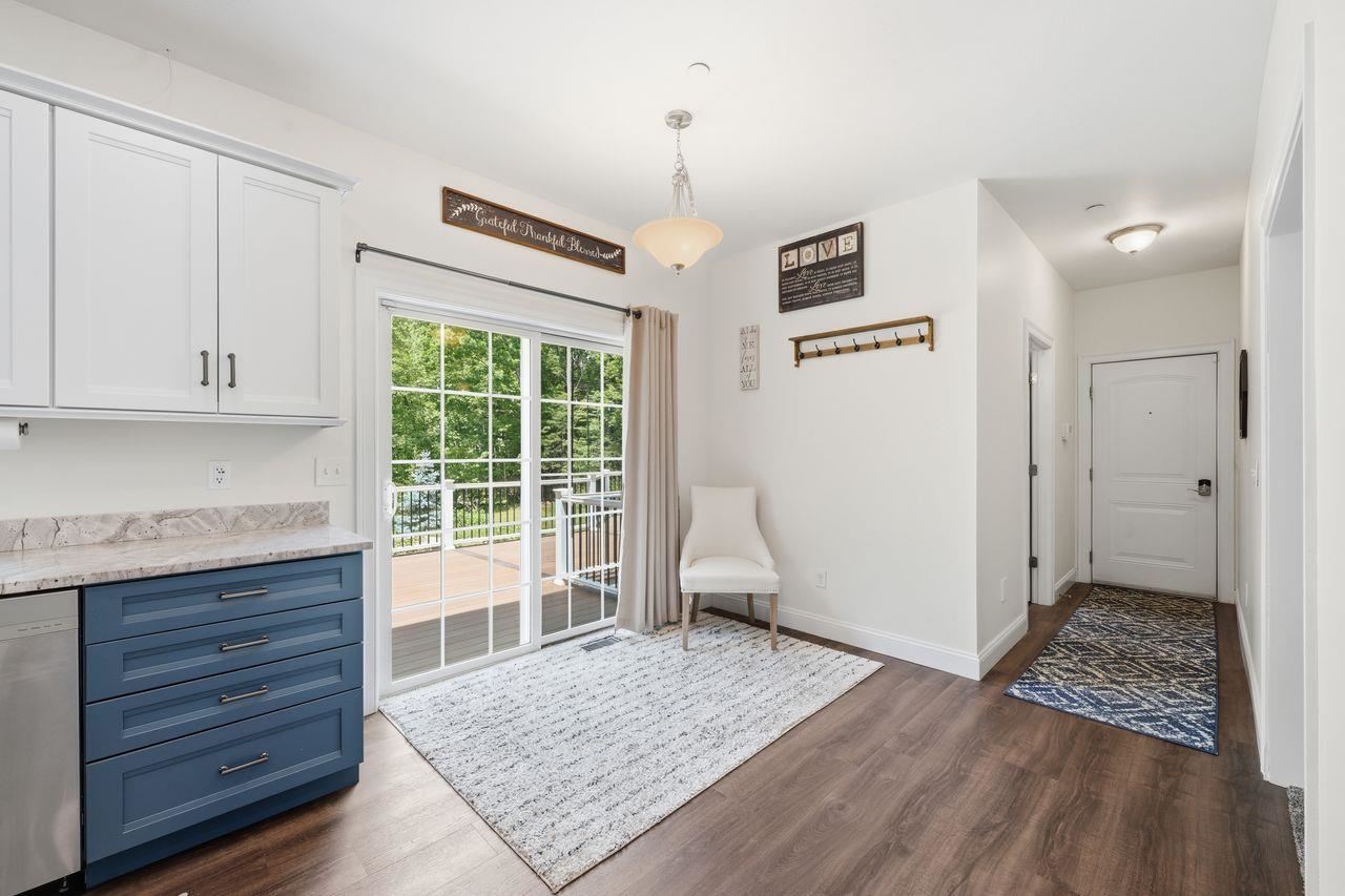 14 James Way 009
