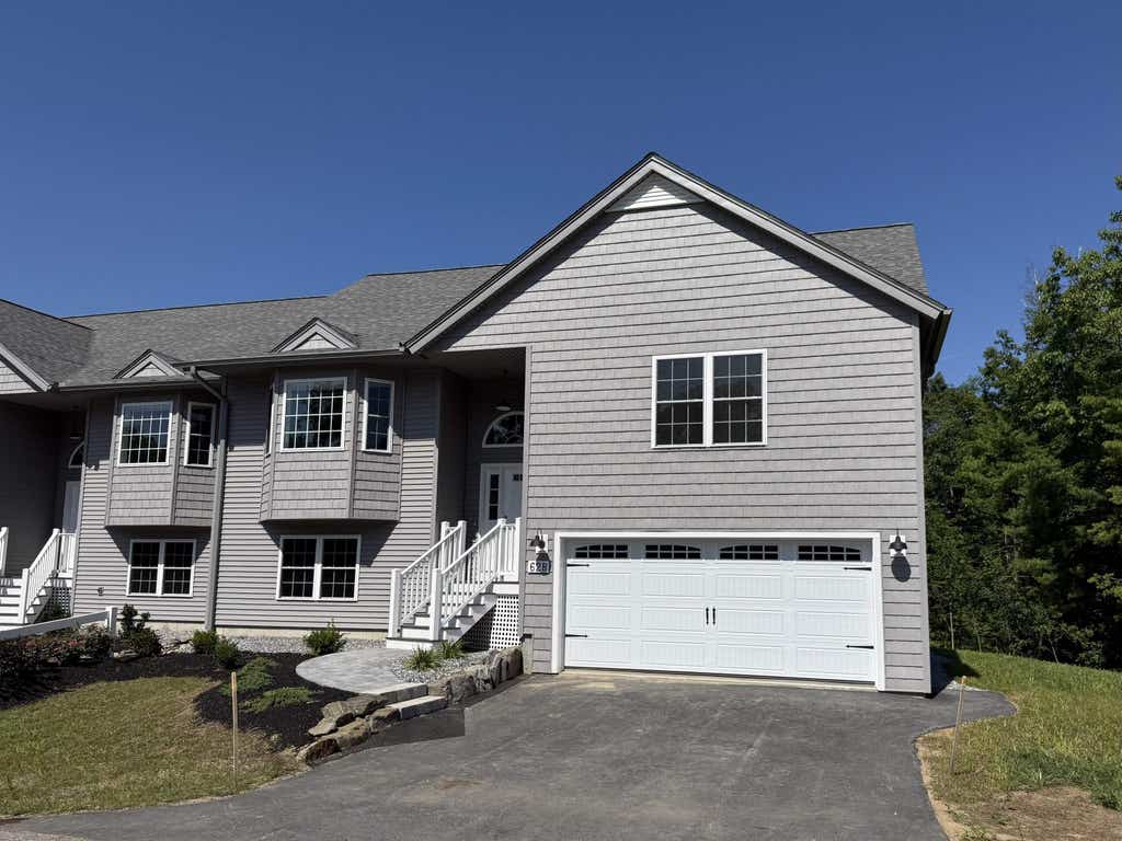 Photo of 62 Sunset Ridge Road #62B, Epping, NH 03042 (MLS # 5100466)