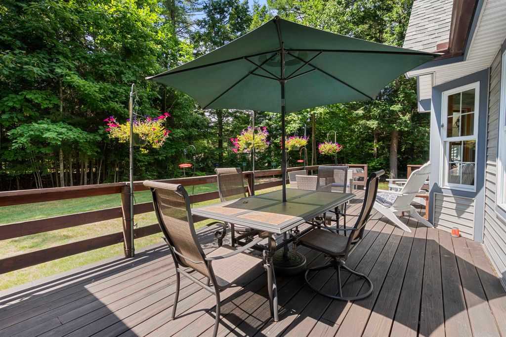 Photo of 64 Long Bay Drive, Laconia, NH 03246 (MLS # 5090505)