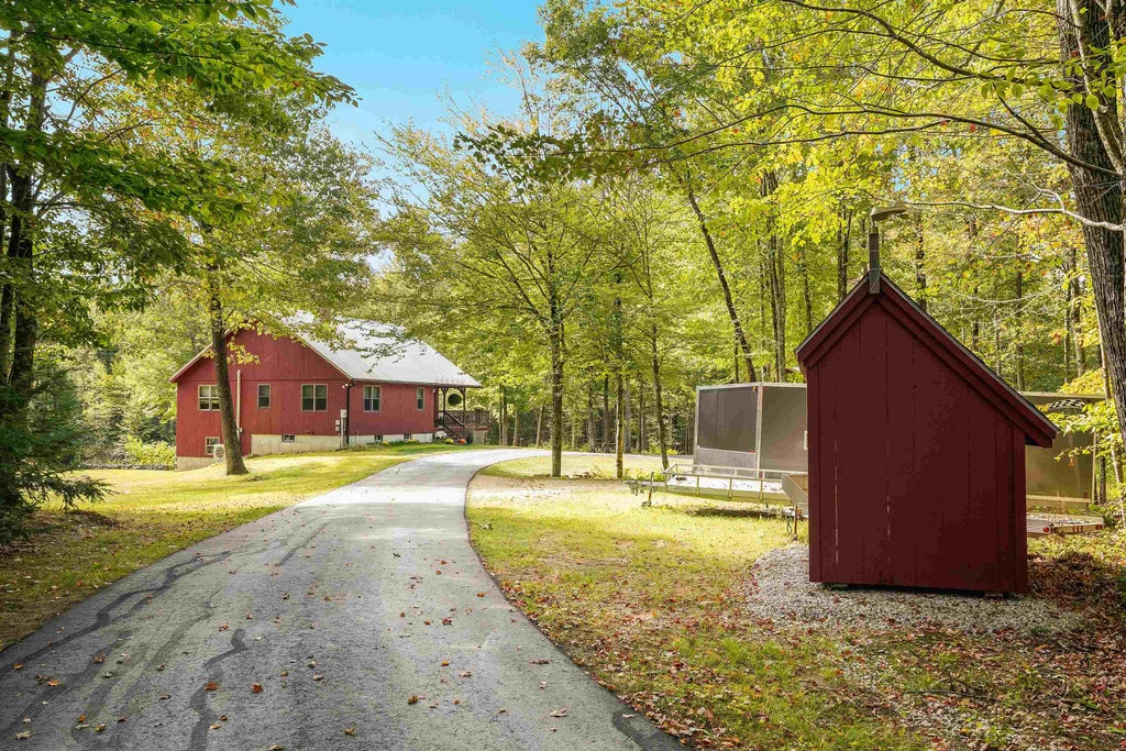 Photo of 163 Ingalls Road, Jaffrey, NH 03452 (MLS # 5115815)
