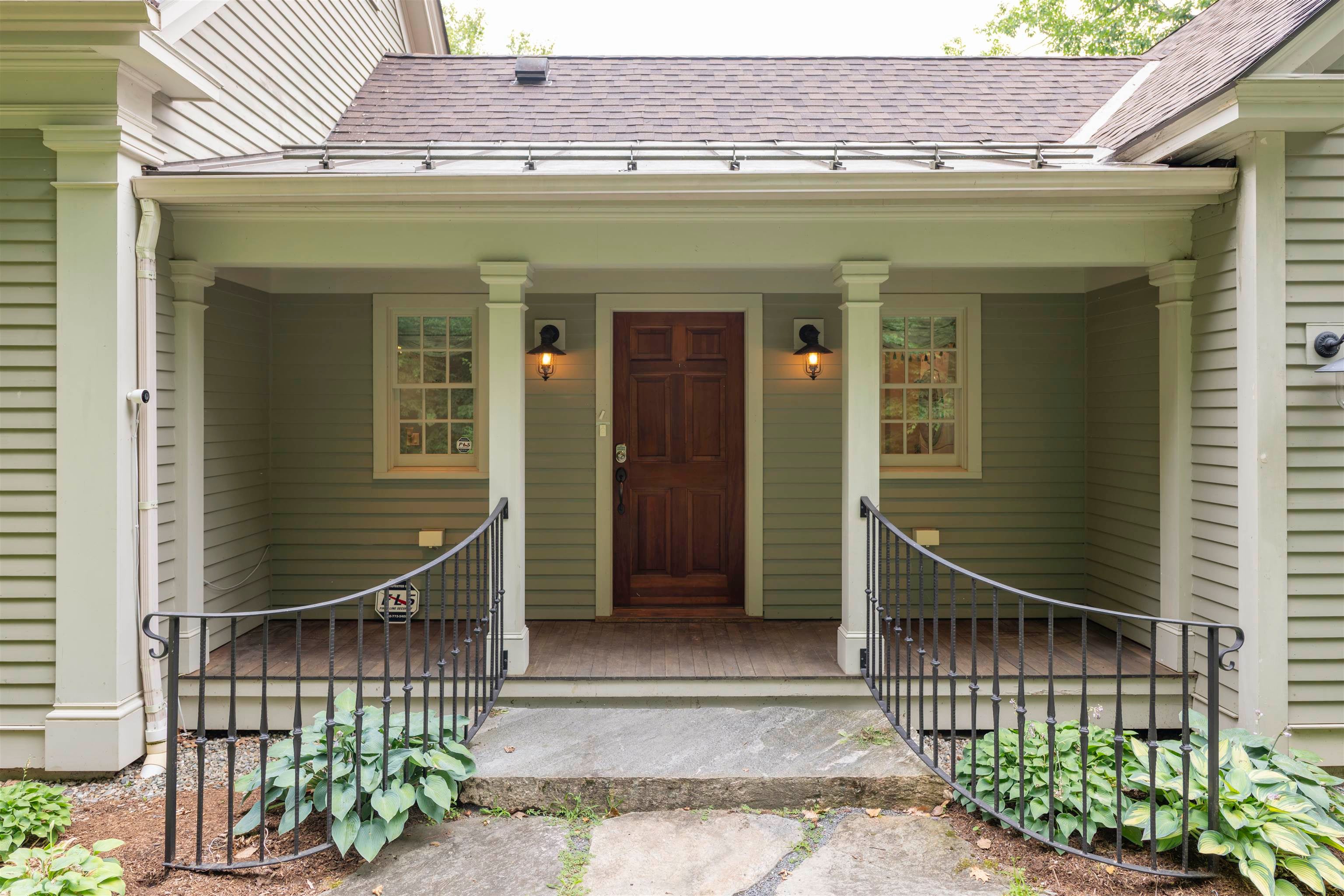 145 Stephen Day Lane