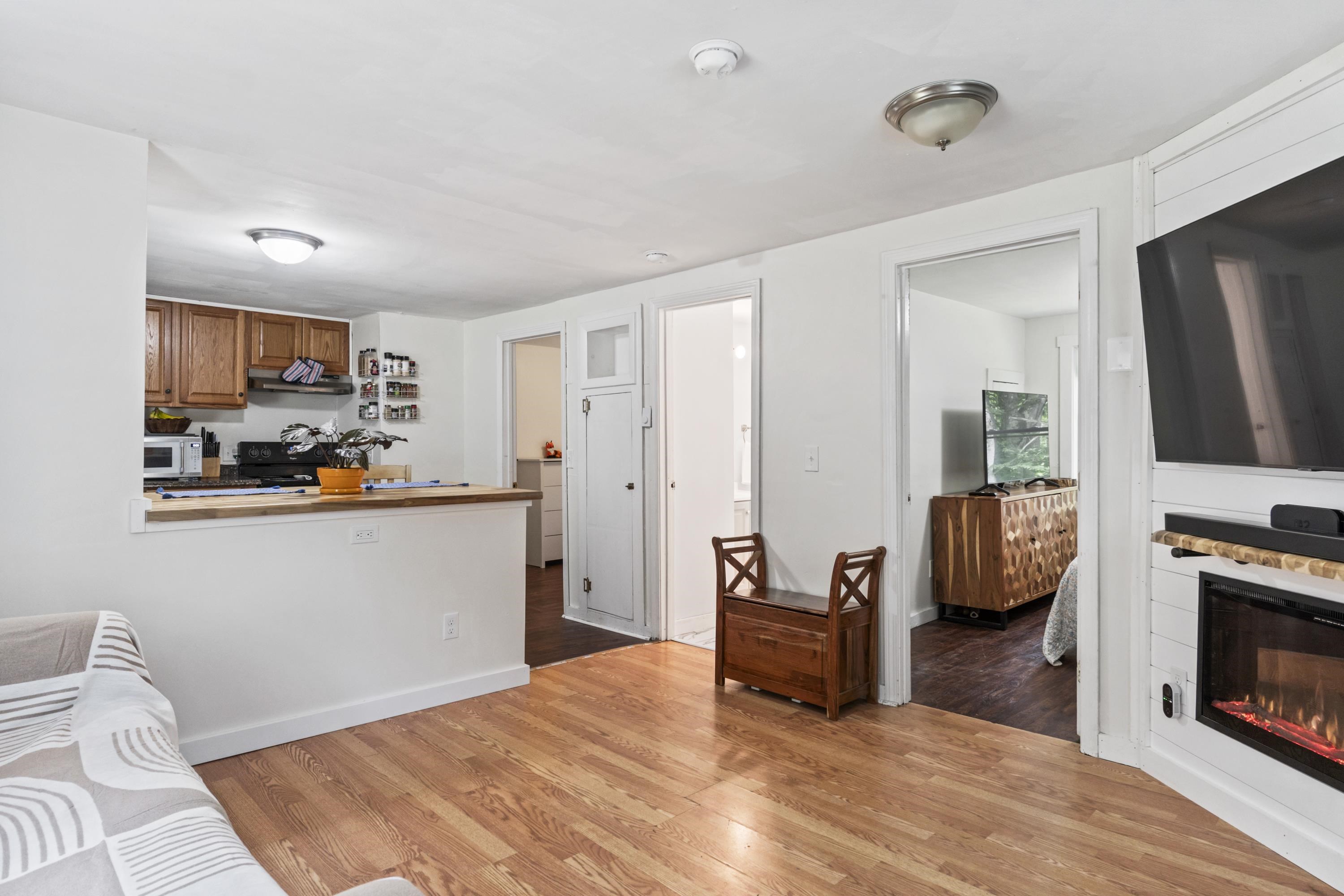 584 Chestnut Hill Road