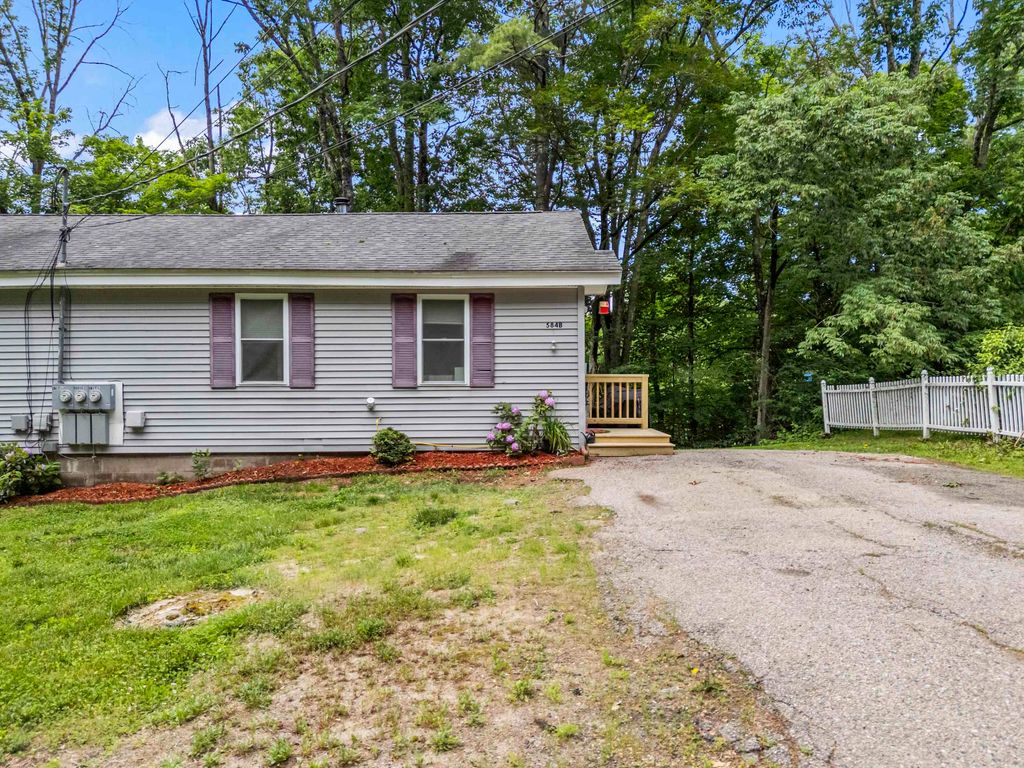 Photo of 584 Chestnut Hill Road, Farmington, NH 03835 (MLS # 5095522)