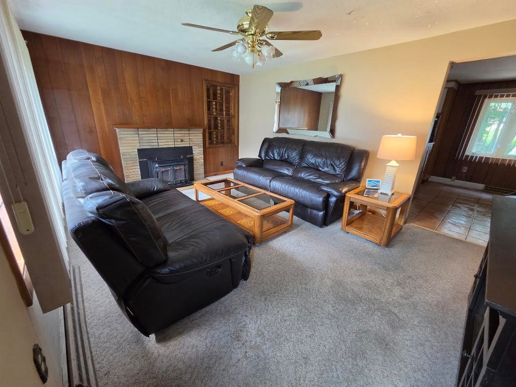 Photo of 15 Budron Avenue, Salem, NH 03079 (MLS # 5104193)