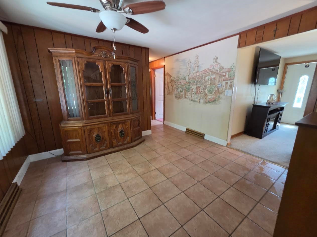 15 Budron Avenue