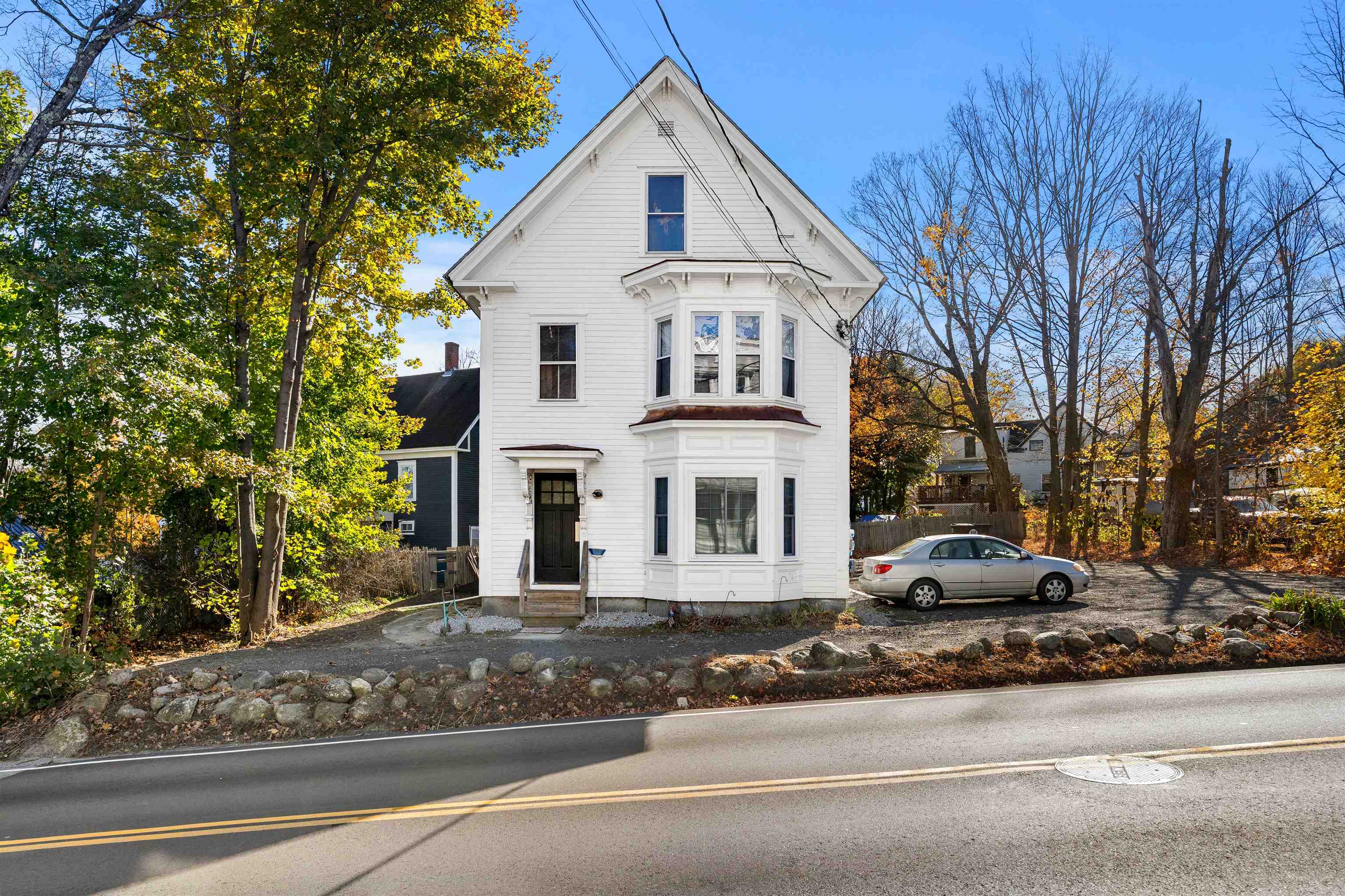 27 Henniker Street