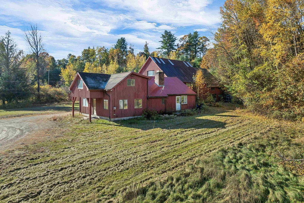 Photo of 791 S Main Street, Franklin, NH 03235 (MLS # 5115005)