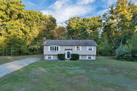 Photo of 66 Plummer Road, Bedford, NH 03110 (MLS # 5113306)