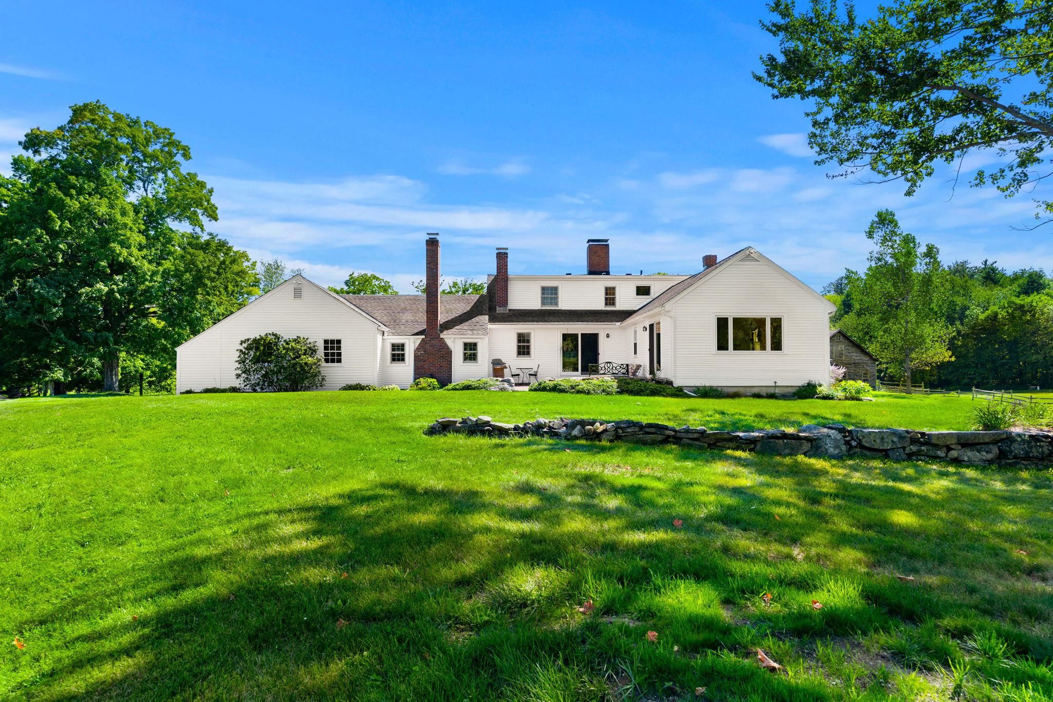 89 N Pepperell Road