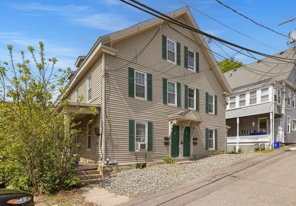 Photo of 9 Central Street, Newmarket, NH 03857 (MLS # 5090734)