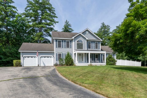 Photo of 14 Naumkeag Court, Litchfield, NH 03052 (MLS # 5101014)