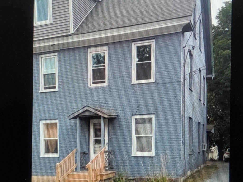 Photo of 1315 Walnut Street #3, Claremont, NH 03743 (MLS # 5111658)